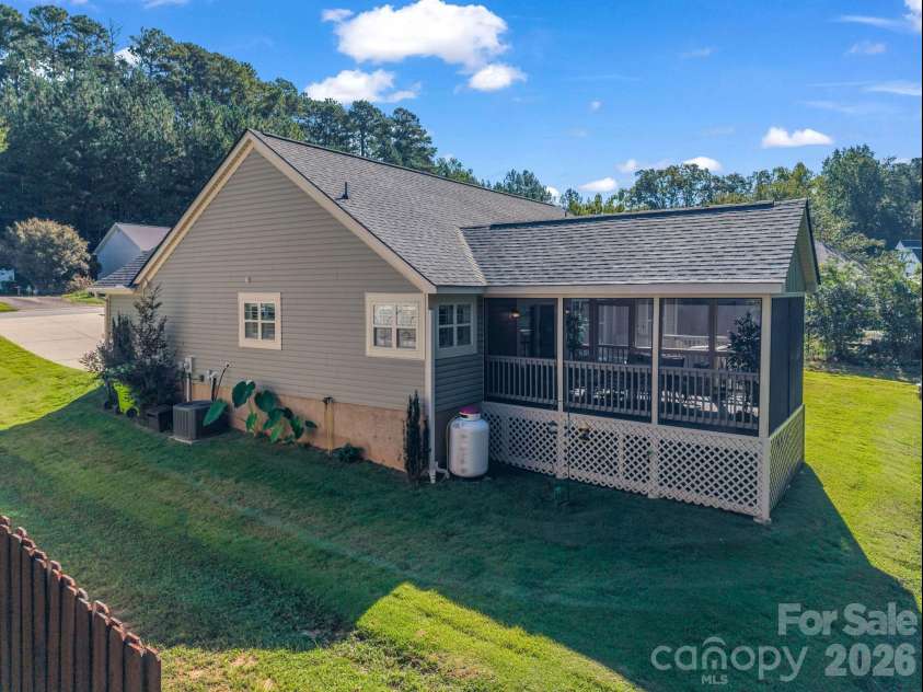 138 Brookwood Creek Drive, Landrum, SC 29356.  MLS# CAR4423347, YatesRealty ID 50085. 