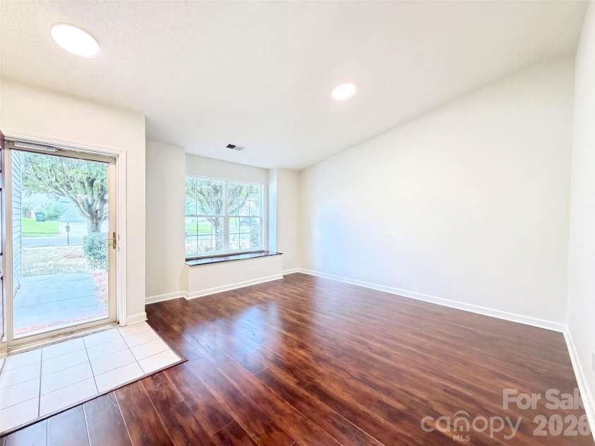 8616 Silver Falls Way, Charlotte, NC 28227.  MLS# CAR4423664, YatesRealty ID 50086. 