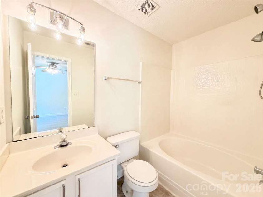 8616 Silver Falls Way, Charlotte, NC 28227.  MLS# CAR4423664, YatesRealty ID 50086. 