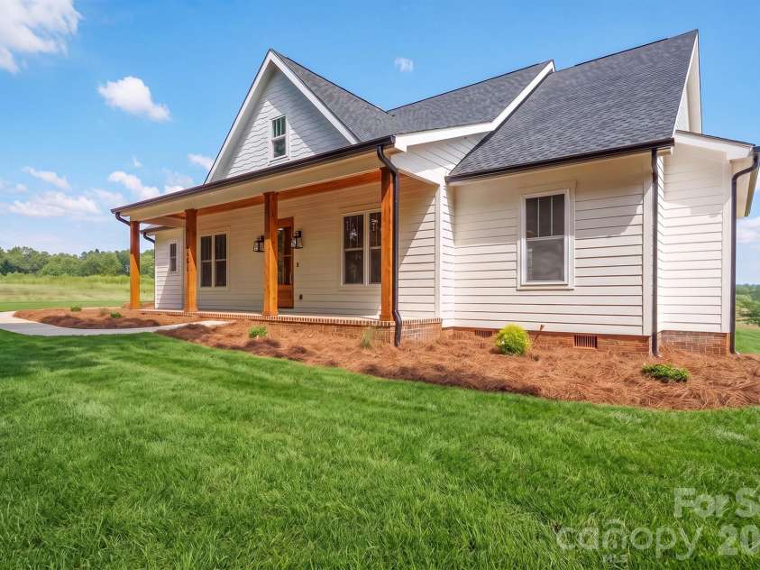3104 Mount Pleasant Road, Sherrills Ford, NC 28673.  MLS# CAR4423658, YatesRealty ID 50087. 