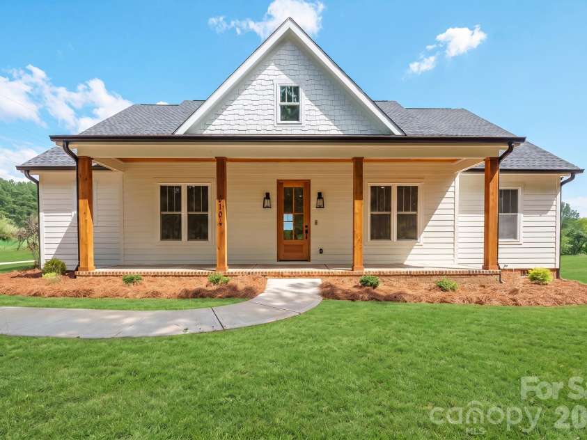 3104 Mount Pleasant Road, Sherrills Ford, NC 28673.  MLS# CAR4423658, YatesRealty ID 50087. 
