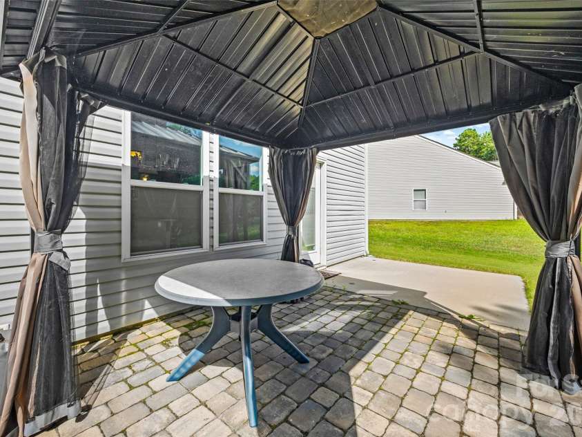 2437 Grinstead Court, Clover, SC 29710.  MLS# CAR4423600, YatesRealty ID 50088. 