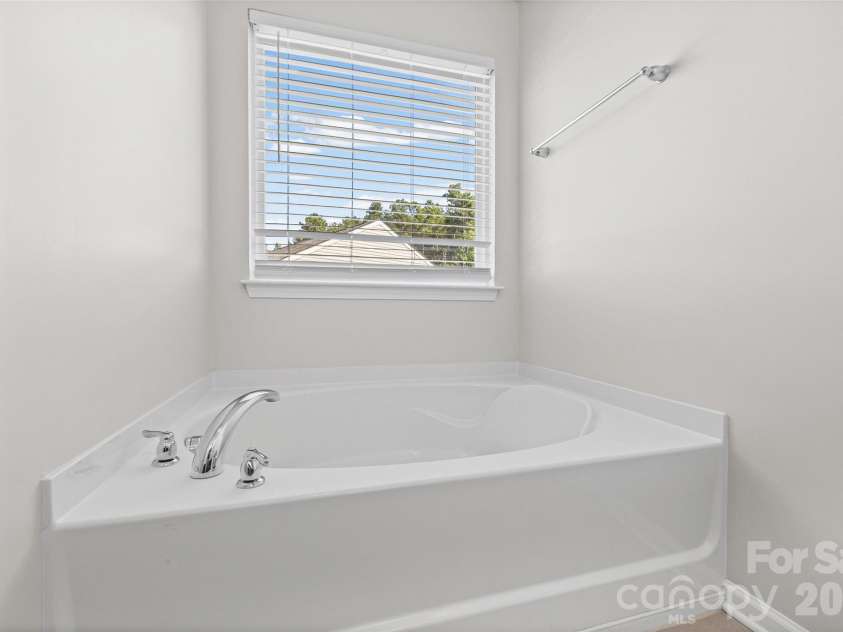 2437 Grinstead Court, Clover, SC 29710.  MLS# CAR4423600, YatesRealty ID 50088. 