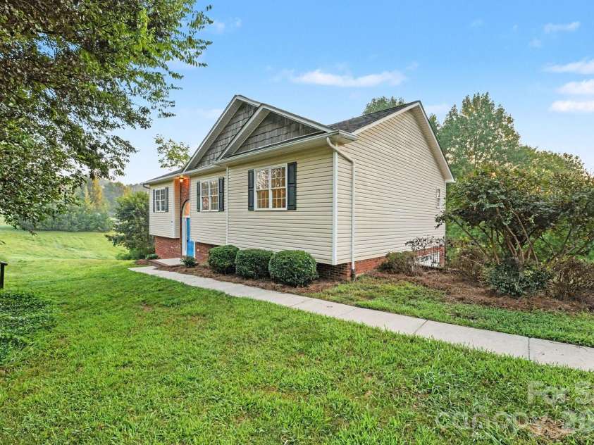 4750 Dalena Drive, Claremont, NC 28610.  MLS# CAR4423670, YatesRealty ID 50090. 