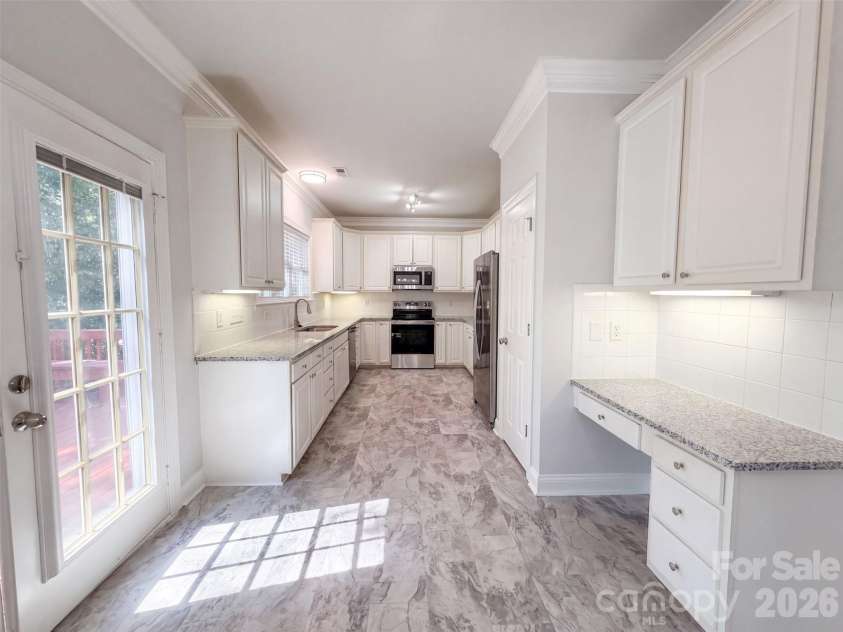 331 Market Hall Place, Rock Hill, SC 29732.  MLS# CAR4423671, YatesRealty ID 50091. 