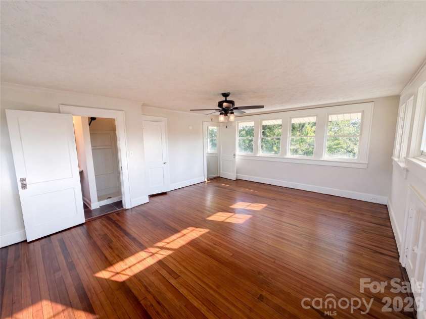 1101 Old West Innes Street, Salisbury, NC 28144.  MLS# CAR4423640, YatesRealty ID 50092. 