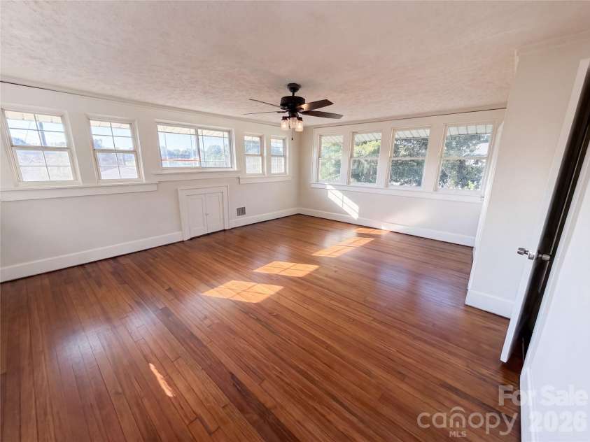 1101 Old West Innes Street, Salisbury, NC 28144.  MLS# CAR4423640, YatesRealty ID 50092. 