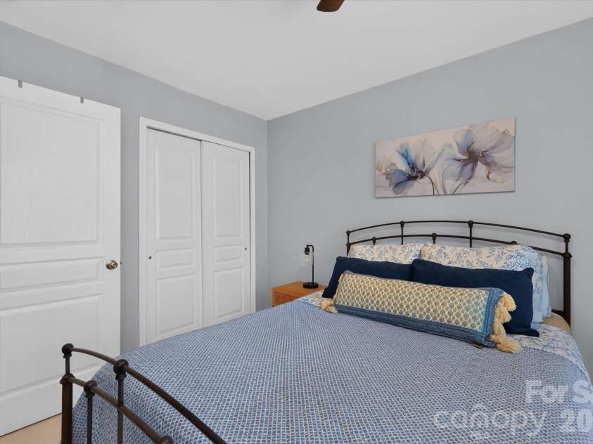 2640 Katy Flyer Avenue, Charlotte, NC 28210.  MLS# CAR4422995, YatesRealty ID 50095. 3rd bedroom