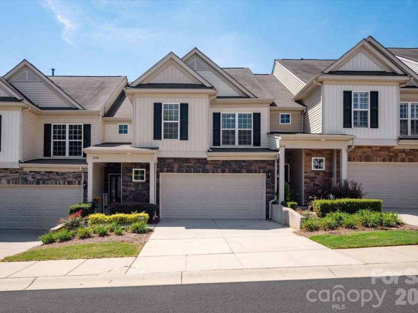 2640 Katy Flyer Avenue, Charlotte, NC 28210.  MLS# CAR4422995, YatesRealty ID 50095. 