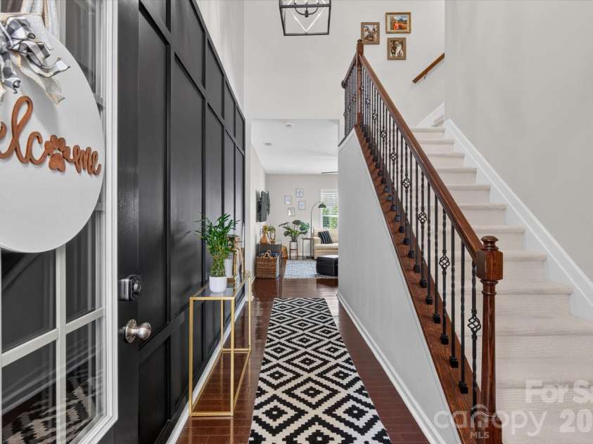 2640 Katy Flyer Avenue, Charlotte, NC 28210.  MLS# CAR4422995, YatesRealty ID 50095. 