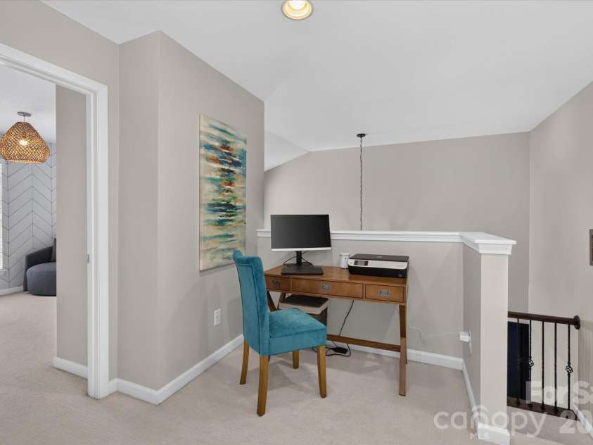 2640 Katy Flyer Avenue, Charlotte, NC 28210.  MLS# CAR4422995, YatesRealty ID 50095. 