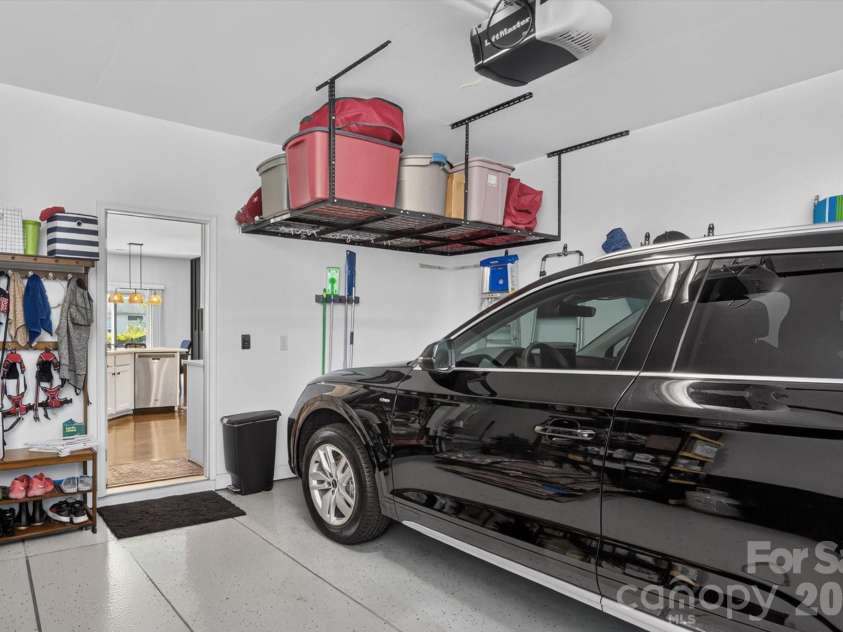 2640 Katy Flyer Avenue, Charlotte, NC 28210.  MLS# CAR4422995, YatesRealty ID 50095. 