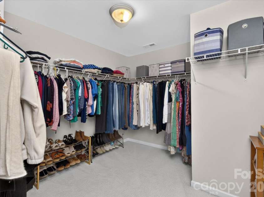 2640 Katy Flyer Avenue, Charlotte, NC 28210.  MLS# CAR4422995, YatesRealty ID 50095. Primary Closet