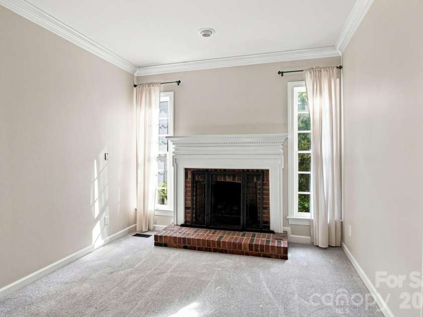 5111 Downing Creek Drive, Charlotte, NC 28269.  MLS# CAR4418841, YatesRealty ID 50096. 