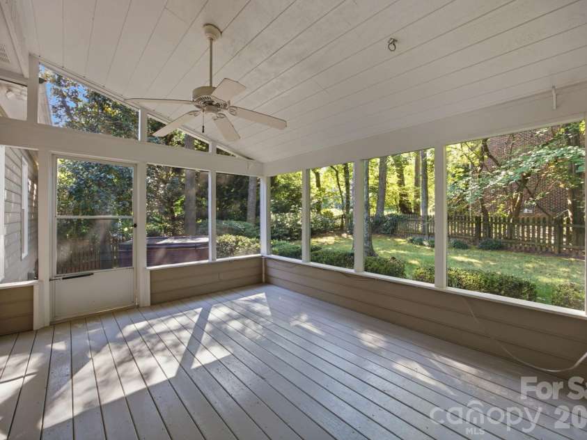 5111 Downing Creek Drive, Charlotte, NC 28269.  MLS# CAR4418841, YatesRealty ID 50096. 