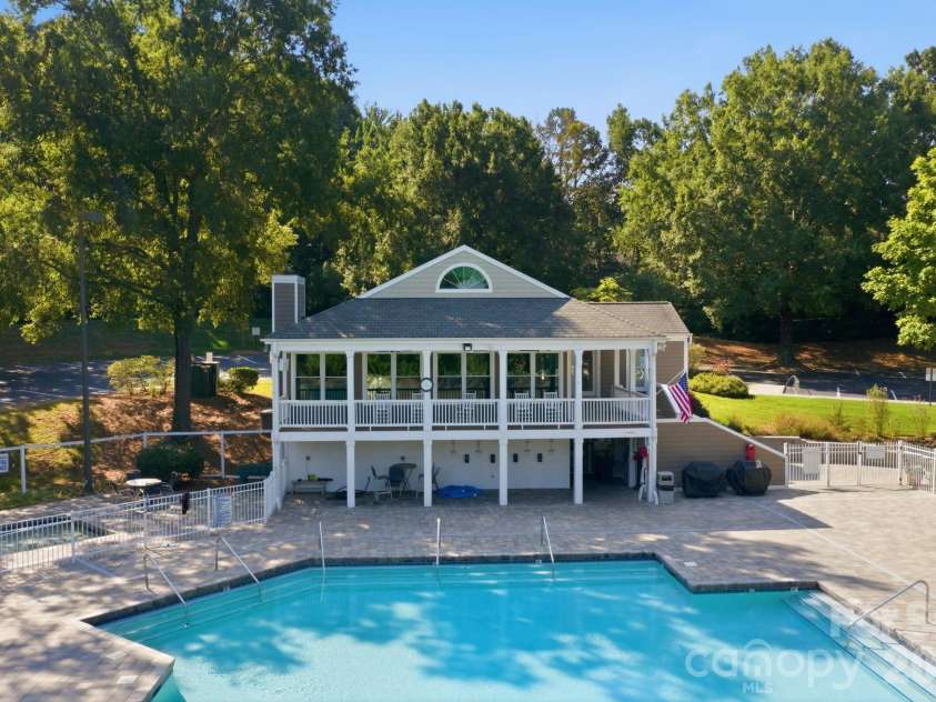 5111 Downing Creek Drive, Charlotte, NC 28269.  MLS# CAR4418841, YatesRealty ID 50096. 