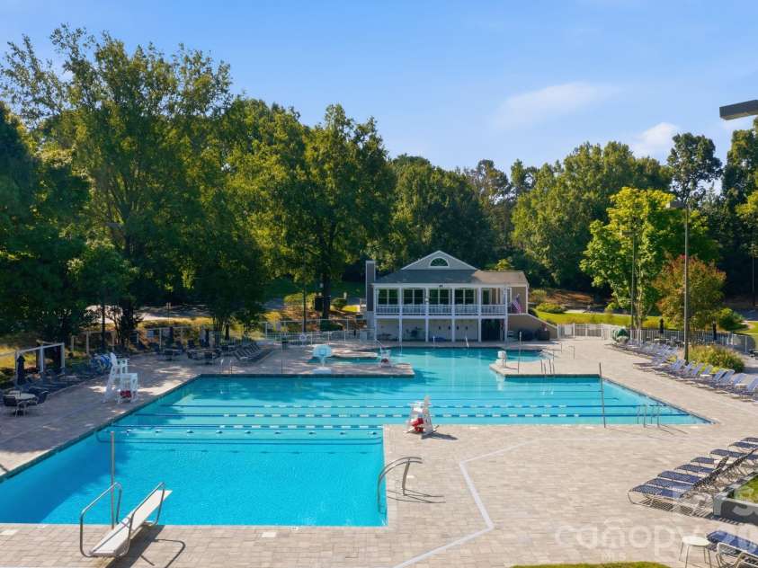 5111 Downing Creek Drive, Charlotte, NC 28269.  MLS# CAR4418841, YatesRealty ID 50096. 