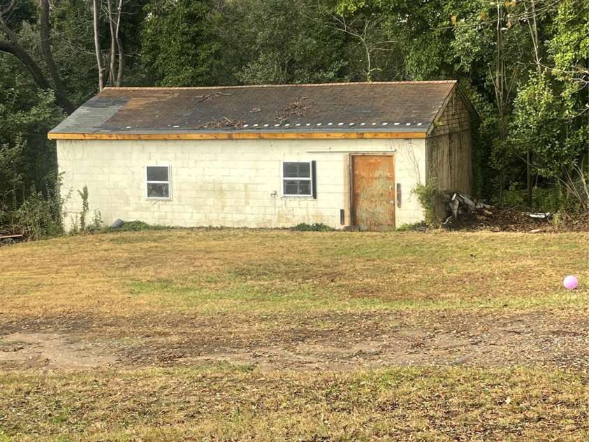 605 Graham Street, Shelby, NC 28150.  MLS# CAR4289979, YatesRealty ID 501. 