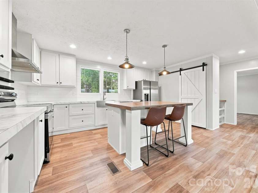 2736 Willowtree Church Avenue, Morganton, NC 28655.  MLS# CAR4422947, YatesRealty ID 50100. 