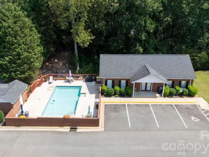 19942 Oak Leaf Circle, Cornelius, NC 28031.  MLS# CAR4423543, YatesRealty ID 50103. Neighborhood pool only steps away
