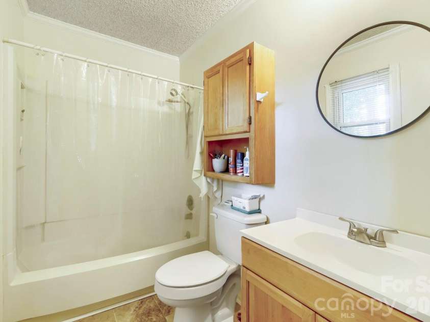 2414 Ashford Drive, Concord, NC 28027.  MLS# CAR4423444, YatesRealty ID 50104. 