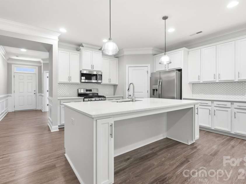 3029 Mendenhall Street, Indian Trail, NC 28079.  MLS# CAR4417680, YatesRealty ID 50106. Stunning Chef's Kitchen