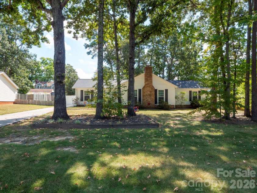 6412 Clearwater Drive, Indian Trail, NC 28079.  MLS# CAR4423225, YatesRealty ID 50107. 