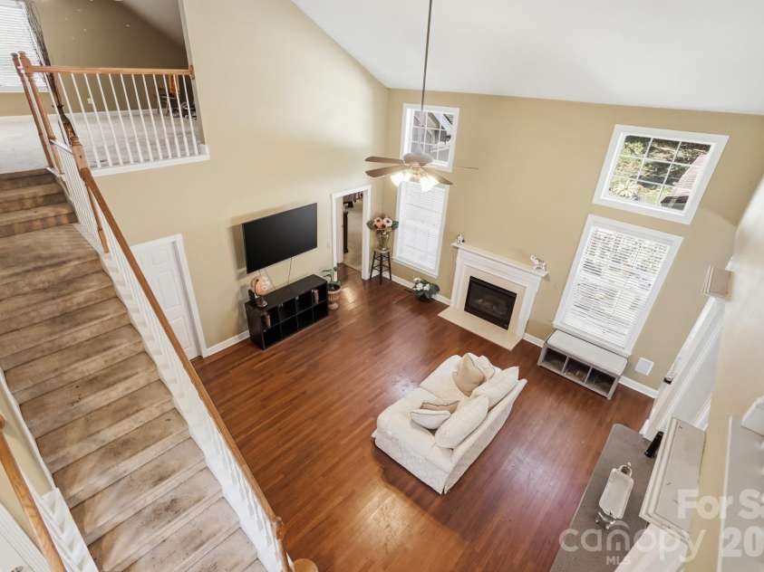 8108 Morehouse Drive, Waxhaw, NC 28173.  MLS# CAR4365988, YatesRealty ID 50108. 