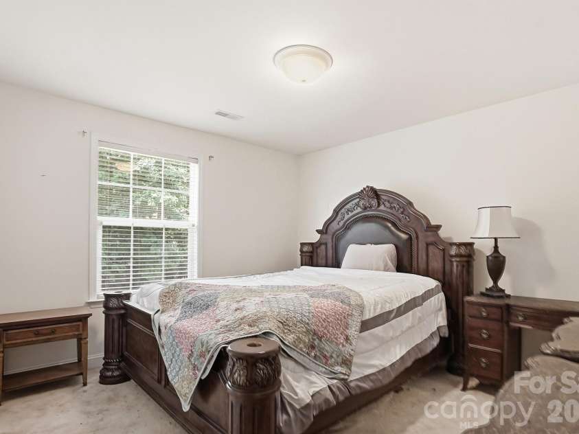 8108 Morehouse Drive, Waxhaw, NC 28173.  MLS# CAR4365988, YatesRealty ID 50108. 
