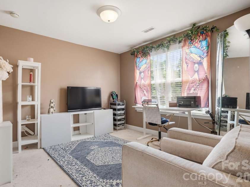 8108 Morehouse Drive, Waxhaw, NC 28173.  MLS# CAR4365988, YatesRealty ID 50108. 