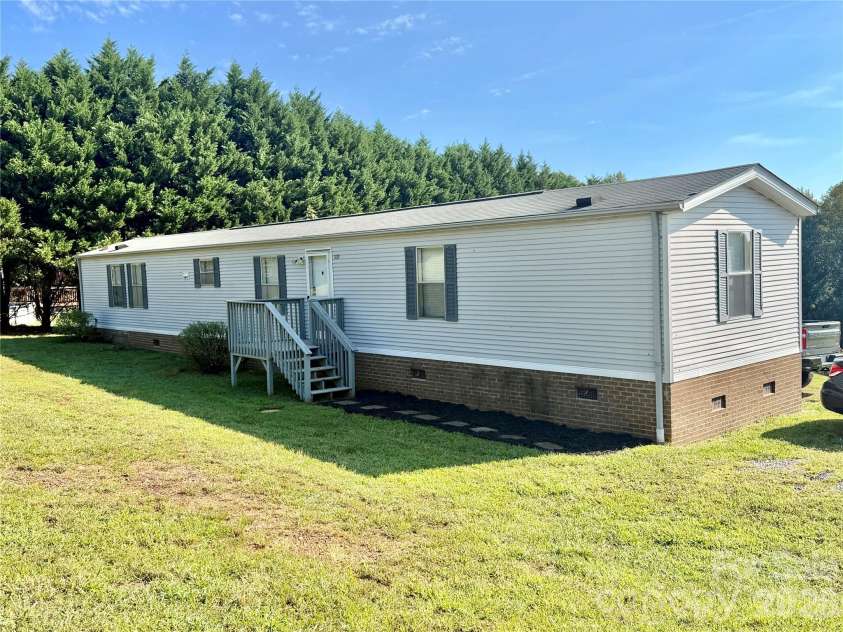 115 Mt. Wesley Church Road, Hiddenite, NC 28636.  MLS# CAR4423277, YatesRealty ID 50114. 