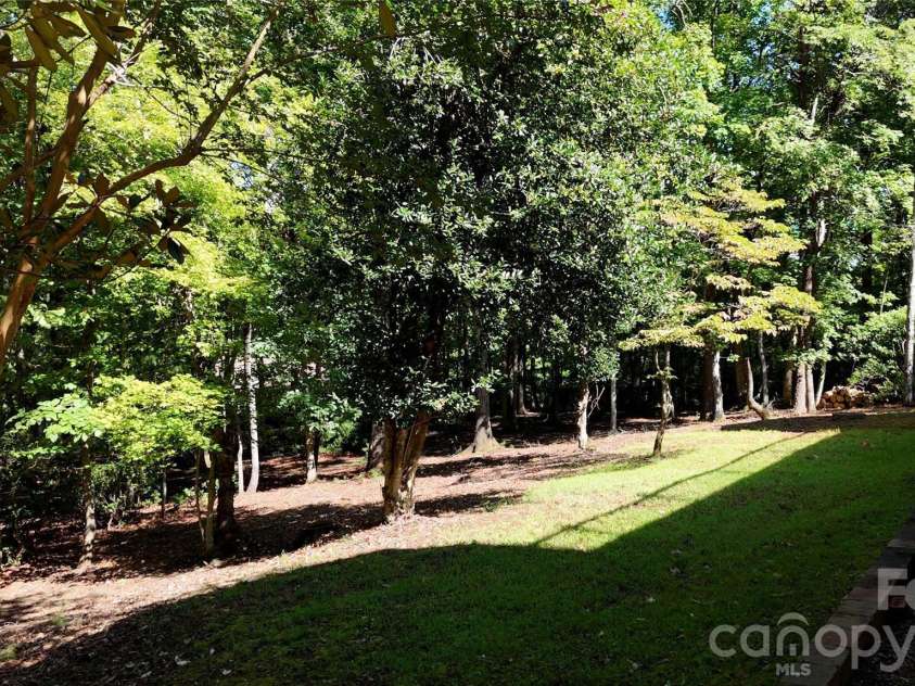 1137 Mountain Laurel Drive, Columbus, NC 28722.  MLS# CAR4423515, YatesRealty ID 50115. 