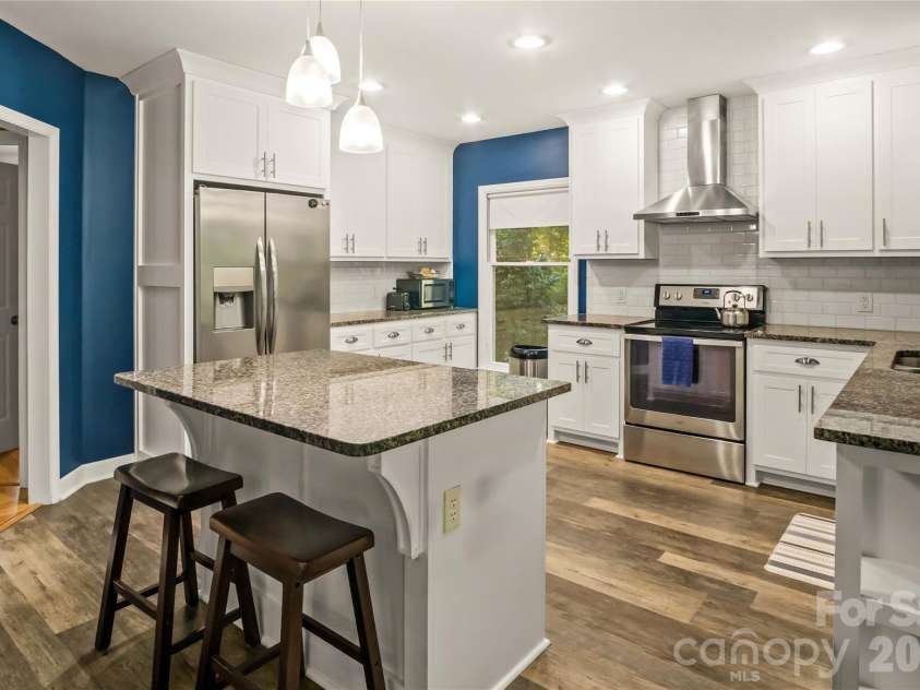1137 Mountain Laurel Drive, Columbus, NC 28722.  MLS# CAR4423515, YatesRealty ID 50115. 