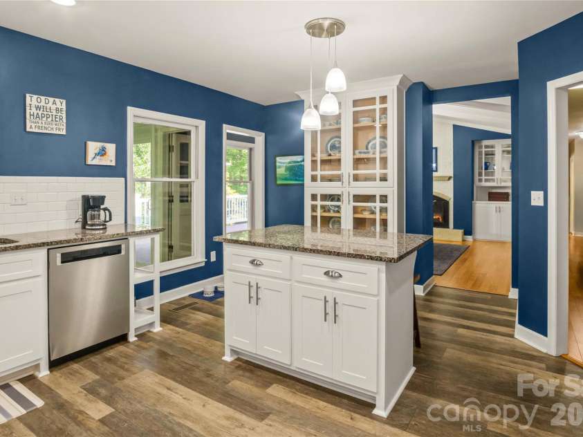1137 Mountain Laurel Drive, Columbus, NC 28722.  MLS# CAR4423515, YatesRealty ID 50115. 