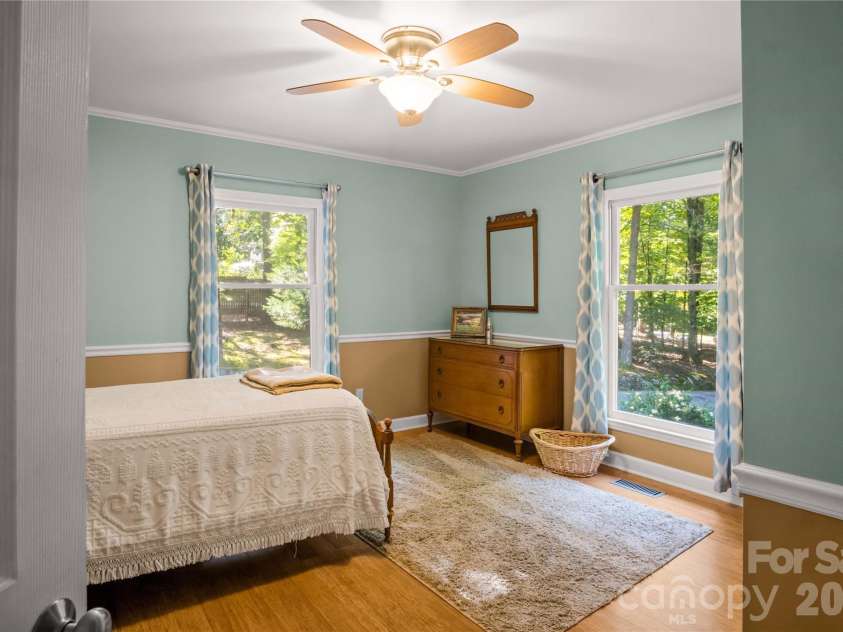1137 Mountain Laurel Drive, Columbus, NC 28722.  MLS# CAR4423515, YatesRealty ID 50115. 