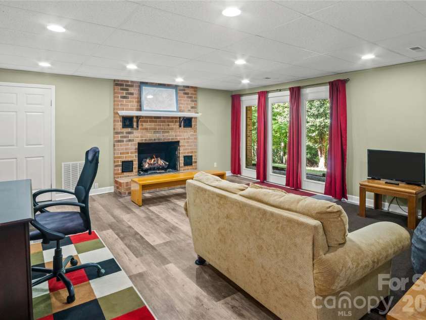 1137 Mountain Laurel Drive, Columbus, NC 28722.  MLS# CAR4423515, YatesRealty ID 50115. 