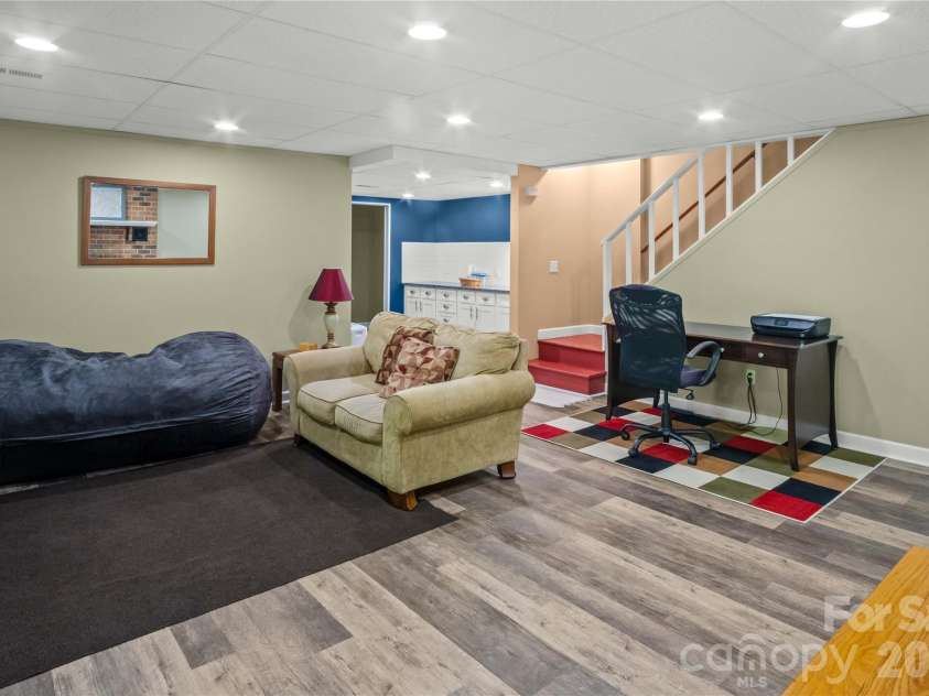 1137 Mountain Laurel Drive, Columbus, NC 28722.  MLS# CAR4423515, YatesRealty ID 50115. 