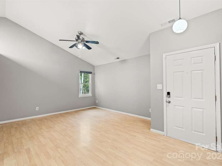 2306 Morningside Drive, Lancaster, SC 29720.  MLS# CAR4201758, YatesRealty ID 5012. 