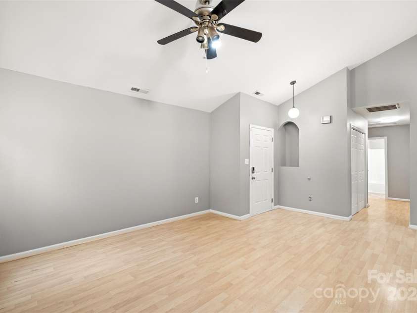 2306 Morningside Drive, Lancaster, SC 29720.  MLS# CAR4201758, YatesRealty ID 5012. 