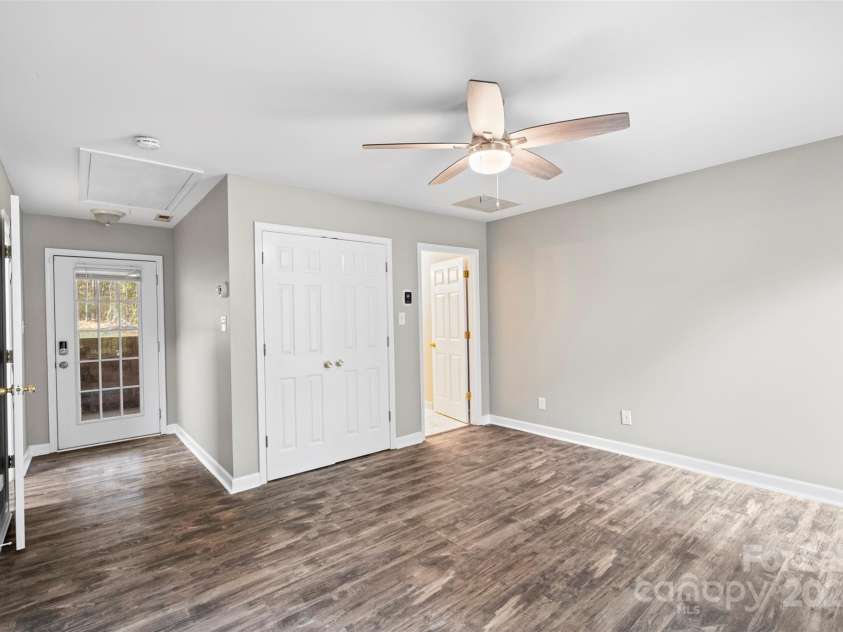 2306 Morningside Drive, Lancaster, SC 29720.  MLS# CAR4201758, YatesRealty ID 5012. 