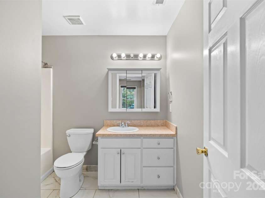 2306 Morningside Drive, Lancaster, SC 29720.  MLS# CAR4201758, YatesRealty ID 5012. 