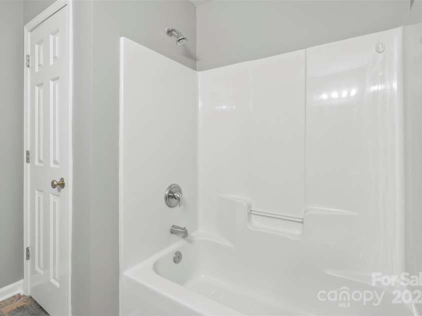 2306 Morningside Drive, Lancaster, SC 29720.  MLS# CAR4201758, YatesRealty ID 5012. 