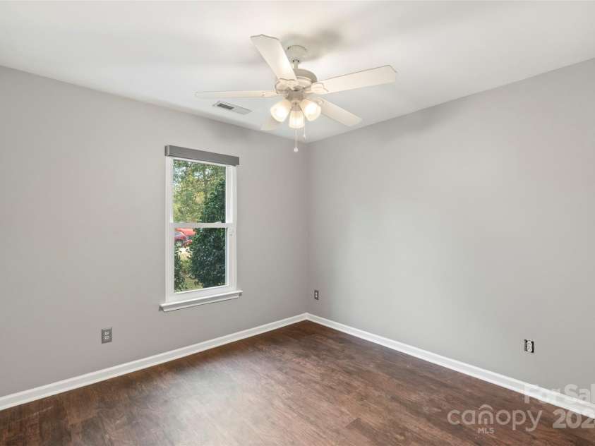 2306 Morningside Drive, Lancaster, SC 29720.  MLS# CAR4201758, YatesRealty ID 5012. 