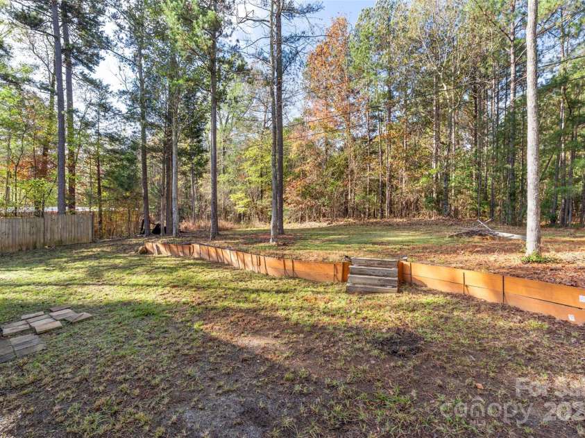 2306 Morningside Drive, Lancaster, SC 29720.  MLS# CAR4201758, YatesRealty ID 5012. 