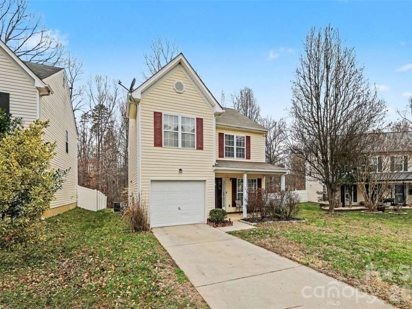 741 Wilderness Trail Drive, Charlotte, NC 28214.  MLS# CAR4354037, YatesRealty ID 50122. 