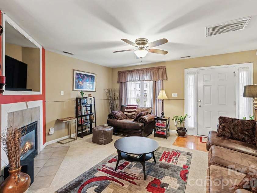 741 Wilderness Trail Drive, Charlotte, NC 28214.  MLS# CAR4354037, YatesRealty ID 50122. 