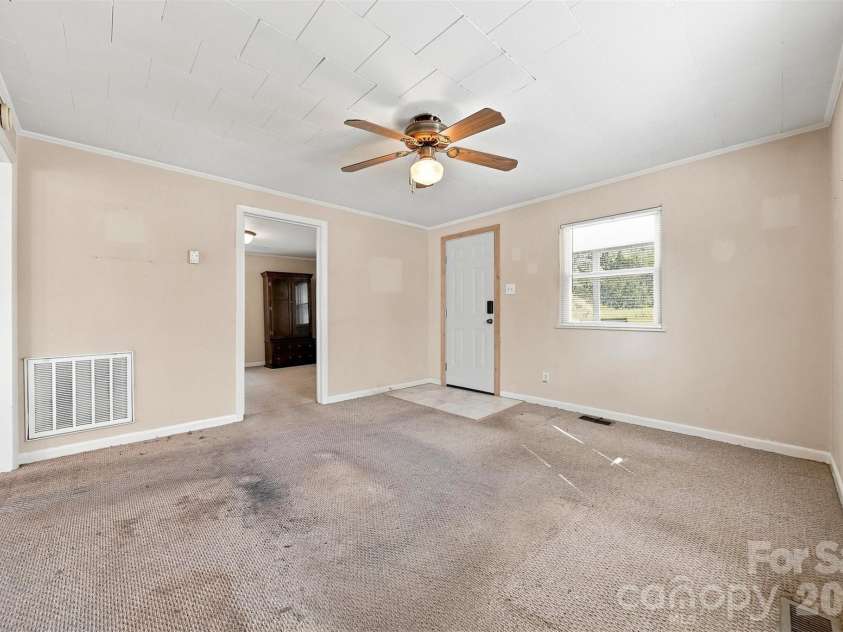 411 21st Street, Newton, NC 28658.  MLS# CAR4420607, YatesRealty ID 50123. 