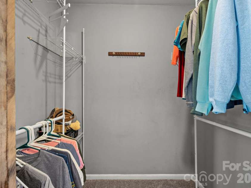 14700 August Lane, Charlotte, NC 28227.  MLS# CAR4423705, YatesRealty ID 50124. 