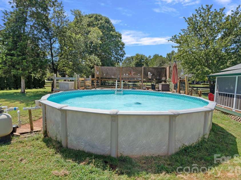 14700 August Lane, Charlotte, NC 28227.  MLS# CAR4423705, YatesRealty ID 50124. 