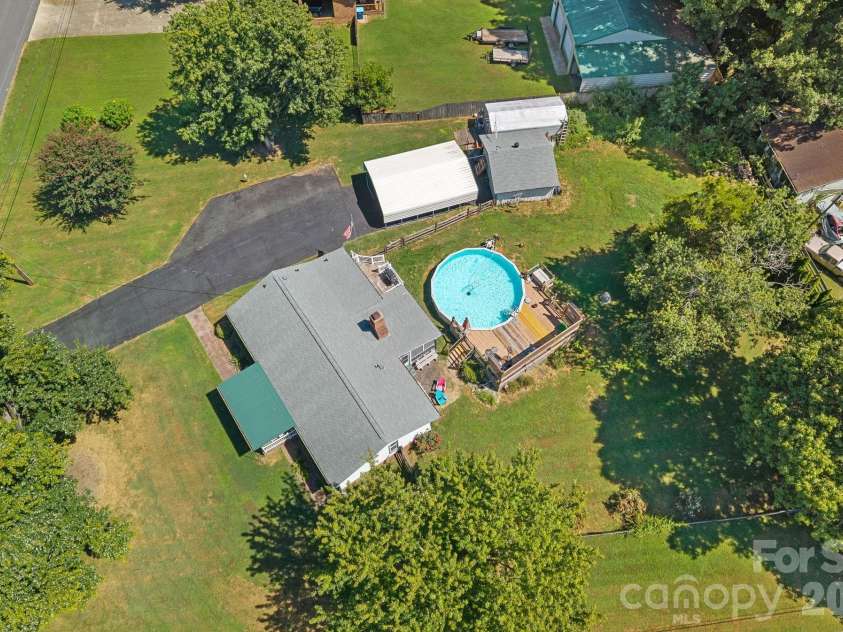 14700 August Lane, Charlotte, NC 28227.  MLS# CAR4423705, YatesRealty ID 50124. 